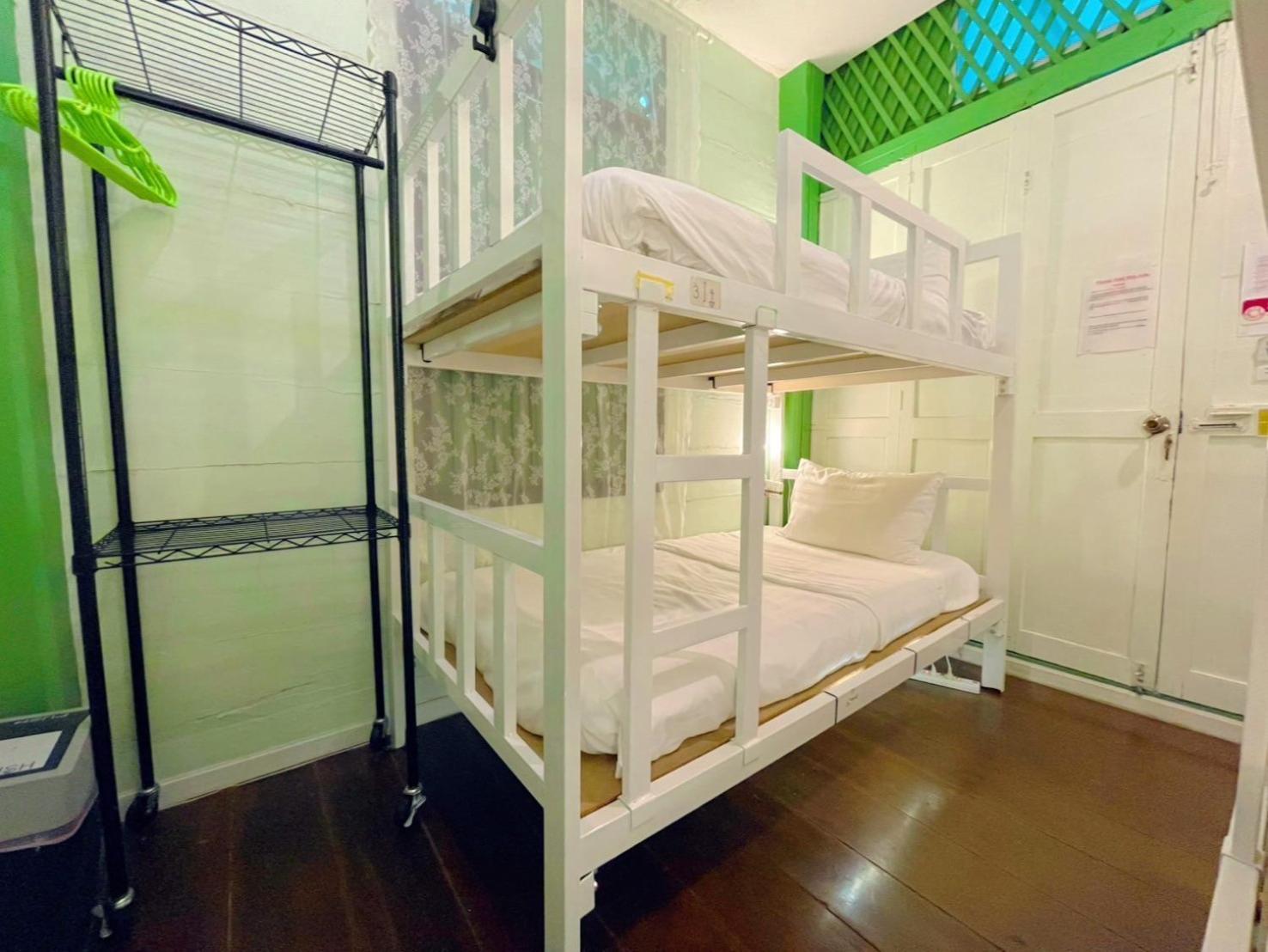 Green Teak House Bangkok Exteriör bild