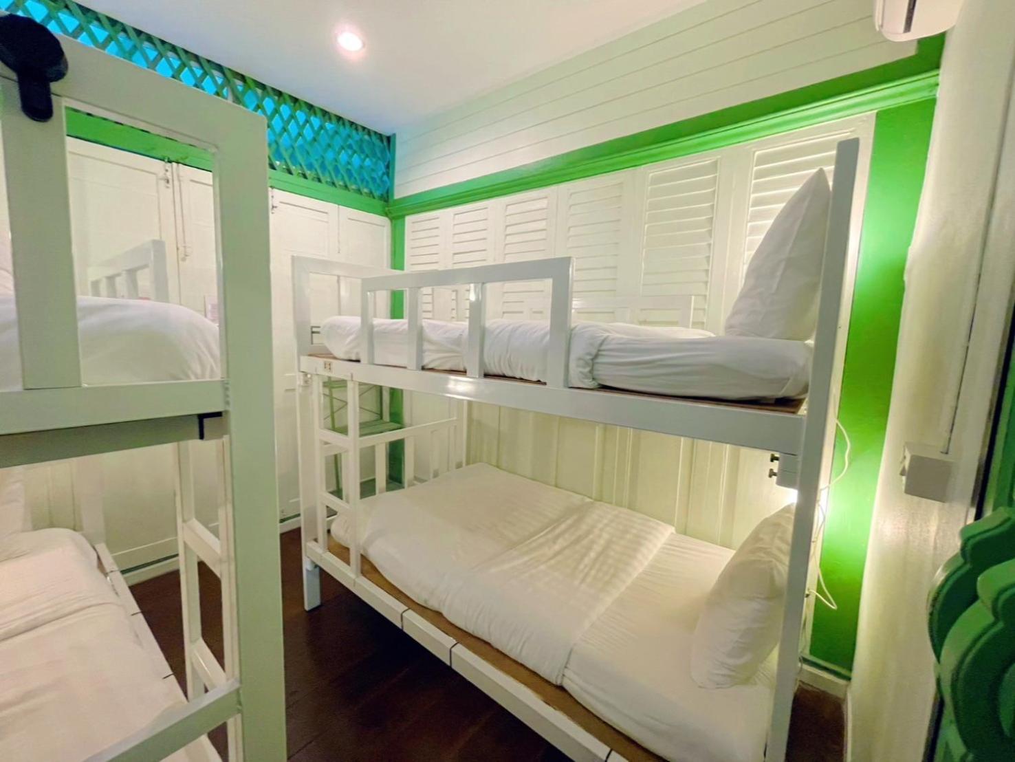 Green Teak House Bangkok Exteriör bild